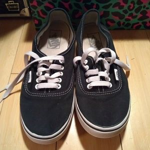 Vans lo-pro shoes